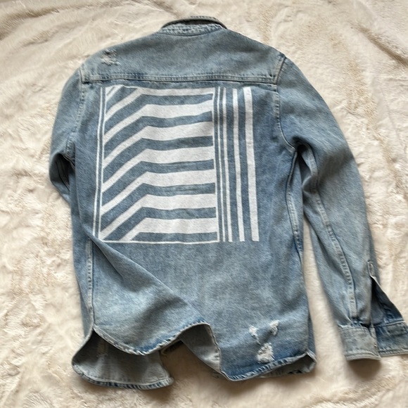 ZARA jean jacket, Relaxed fit, size L - Picture 6 of 7